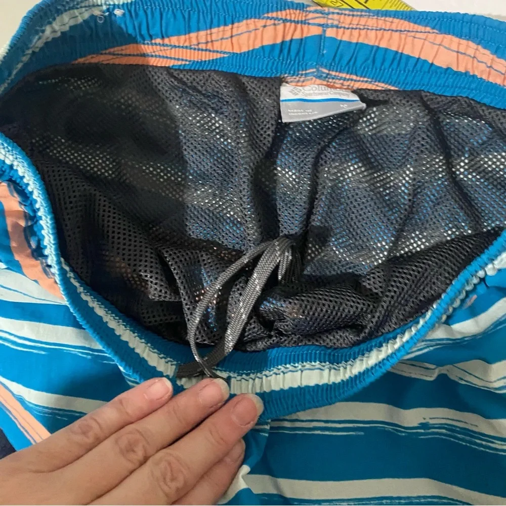 Columbia kids Big Dippers Water Shorts Size Medium